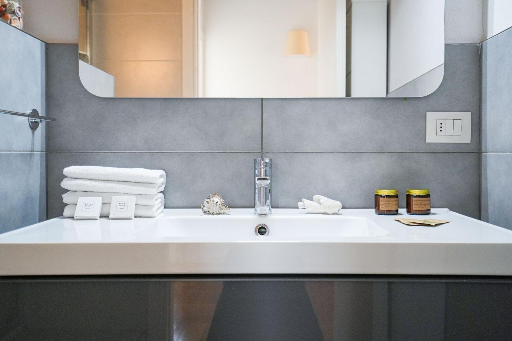 Duomo Center Apartment ميلان المظهر الخارجي الصورة