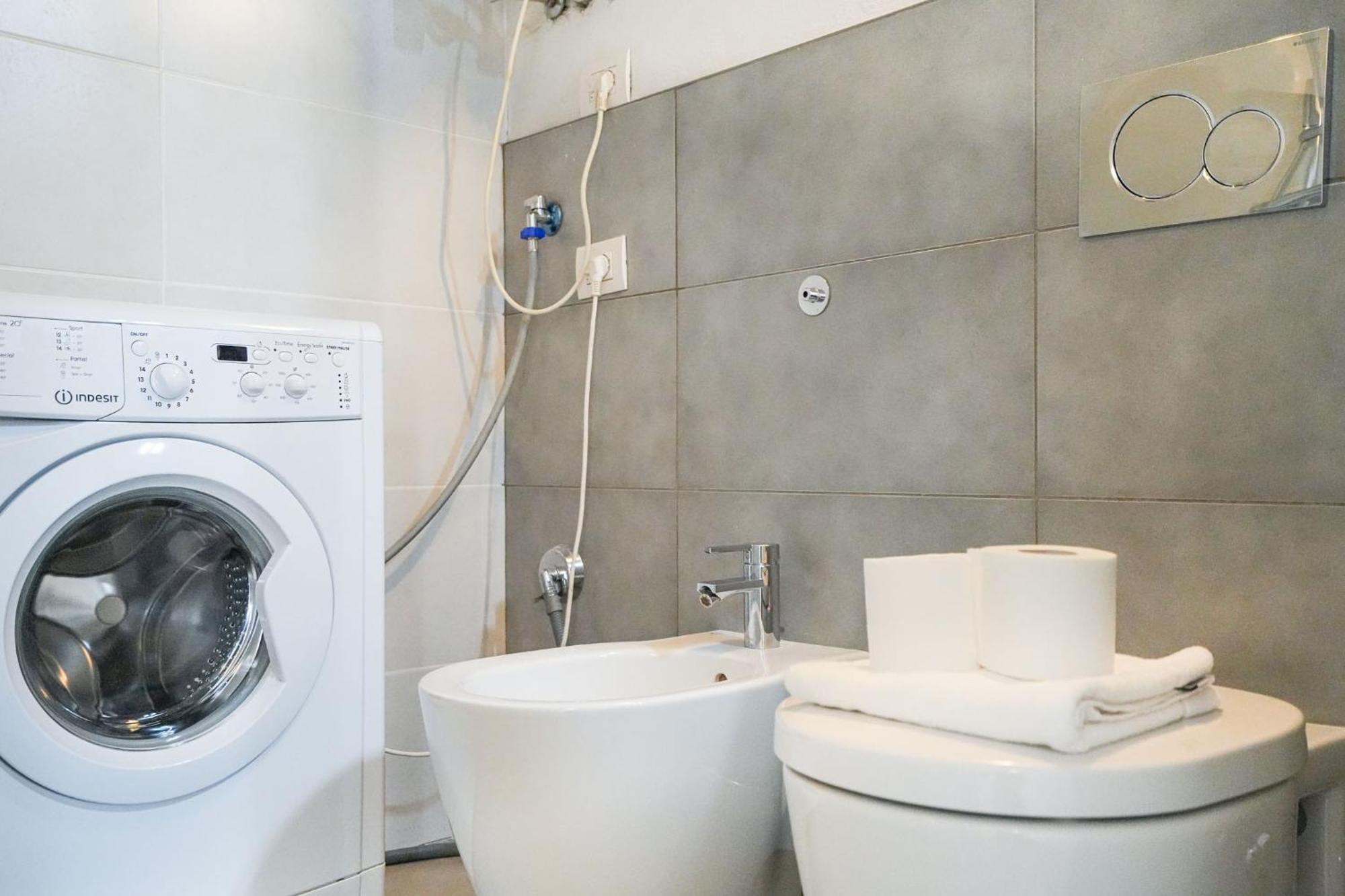 Duomo Center Apartment ميلان المظهر الخارجي الصورة